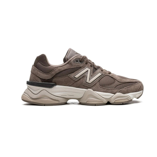 New Balance 9060 Scarpe Uomo Marroni Mushroom in Pelle Scamosciata Casual